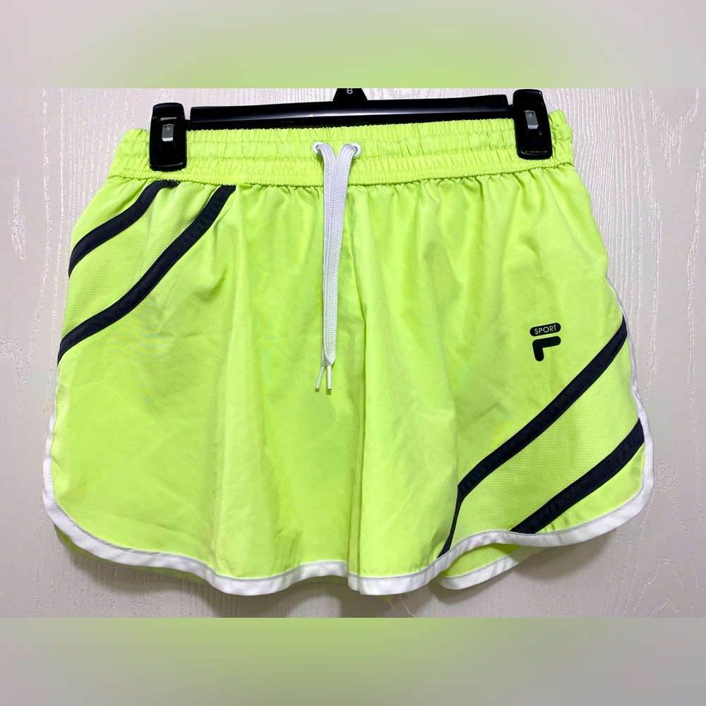 Athletic shorts